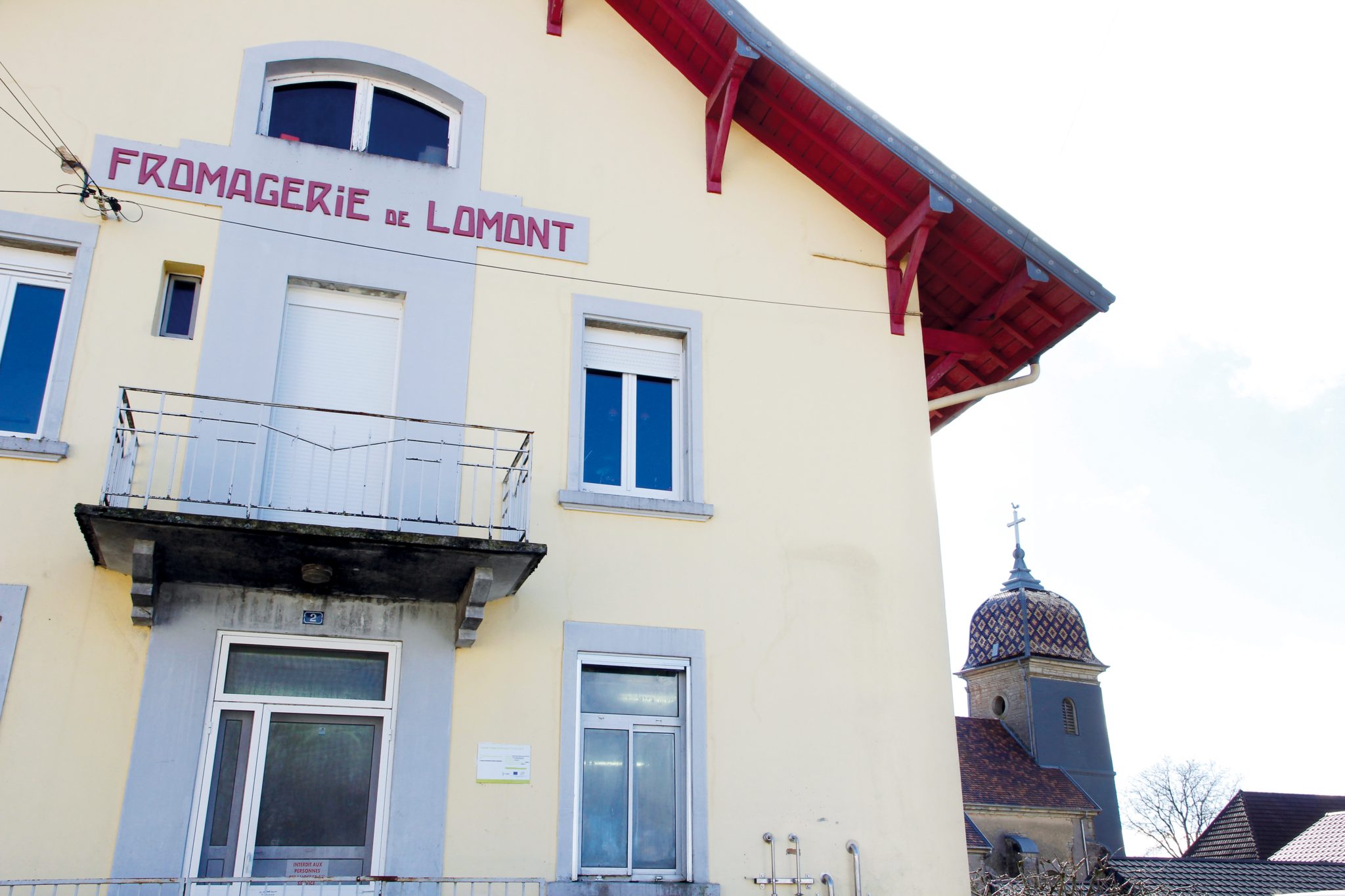 LomontsurCrête, charmante petite fromagerie Comté
