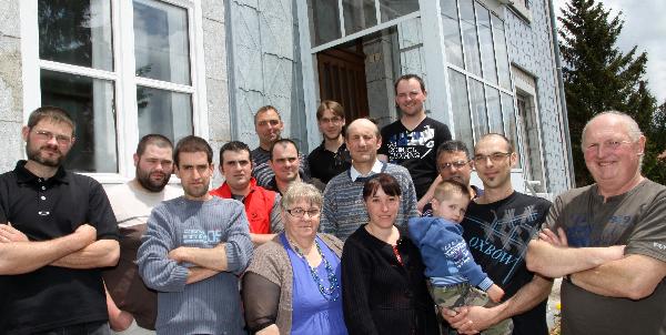 Les producteurs des 11 exploitations agricoles qui livrent leur lait à la fromagerie. (Photo © CIGC / T. Petit)