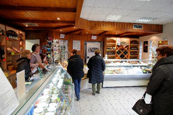 Le magasin de la fruitière est installé dans la commune d'Orgelet. (Photo © CIGC/Petit)